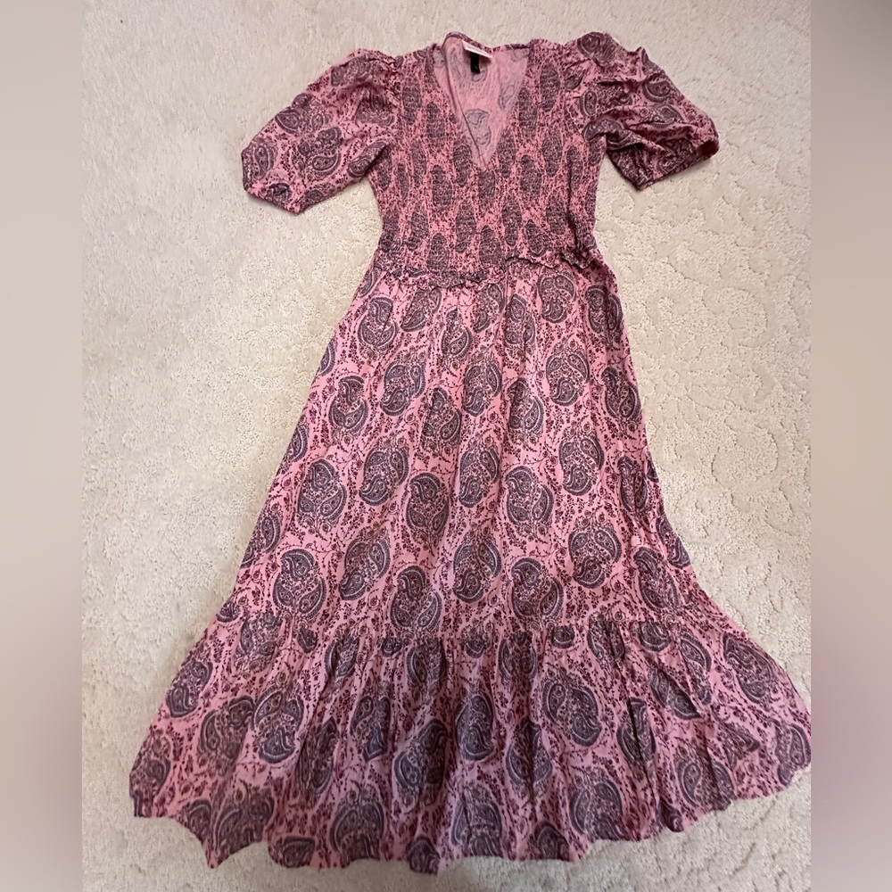Universal Thread Pink Paisley Smocked Midi Dress Size Small